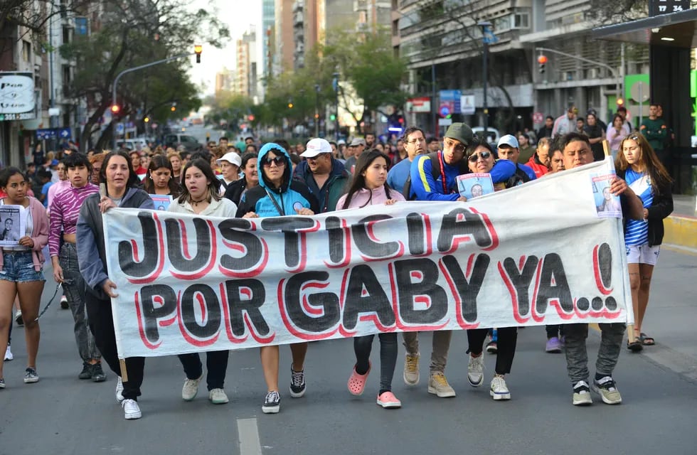 La familia de Gabriela Pérez denunció amenazas telefónicas recibidas en las últimas horas.
