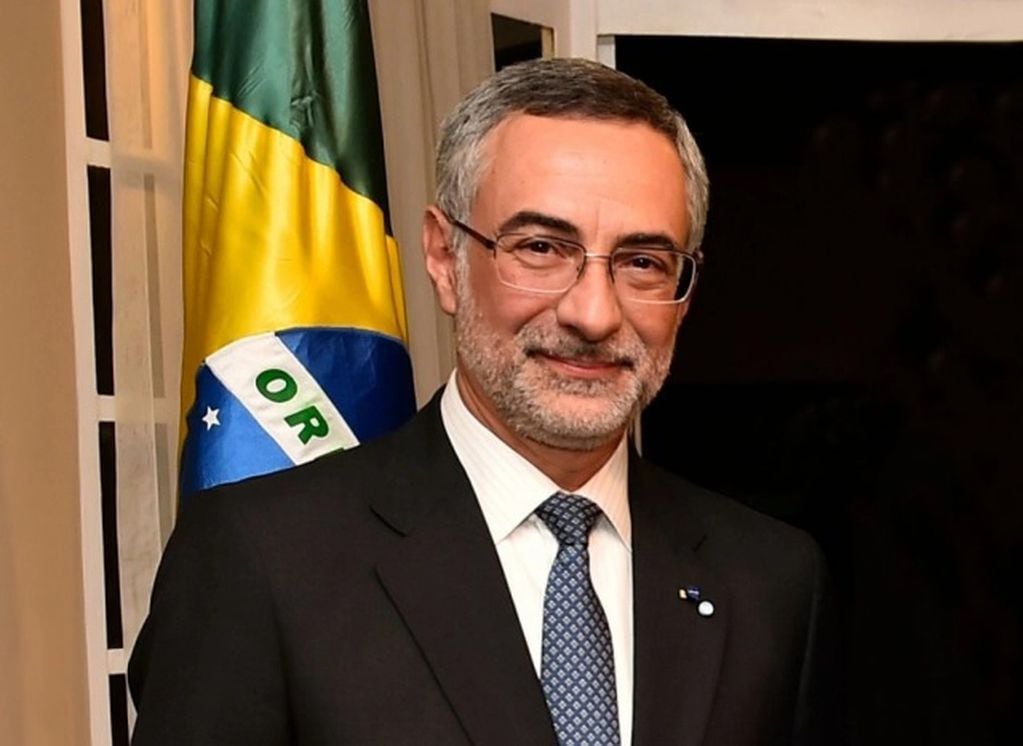 Julio Bitelli, el embajador de Brasil en Argentina intentó bajarle el tono a la relación entre Milei y Lula.