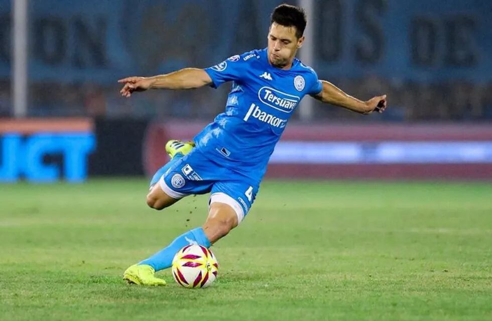 Al lateral derecho de Belgrano le llegó pronto una transferencia importante.