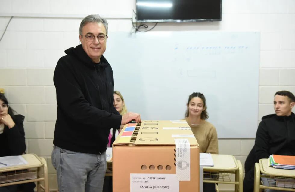 Votó Luis Castellano
