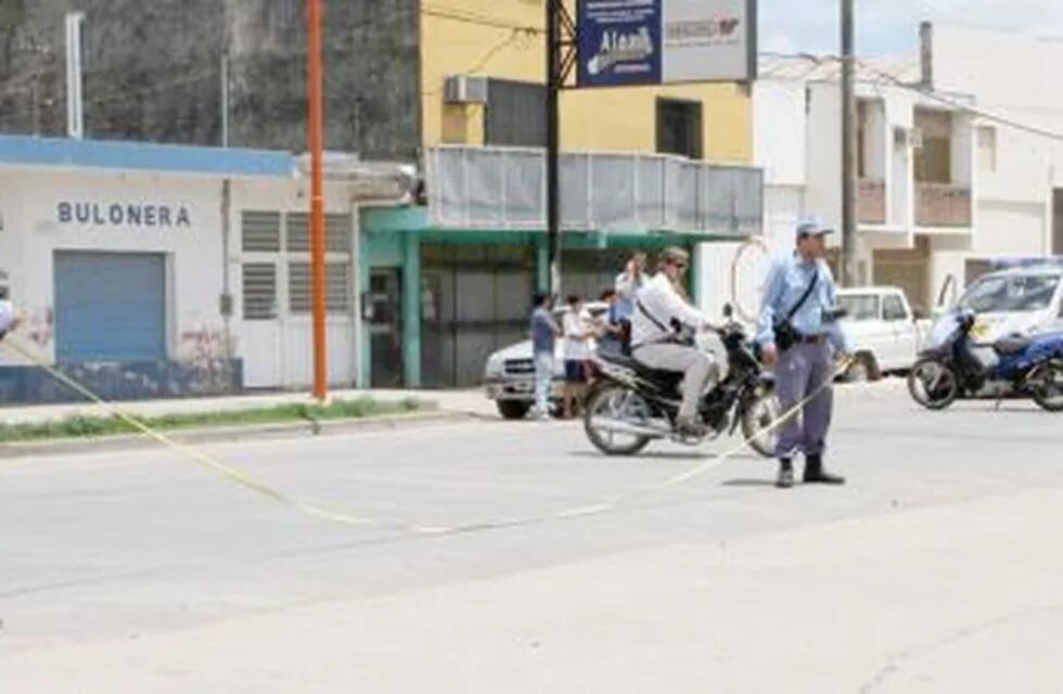 La Policía se comprometió a reforzar el operativo de seguridad en la avenida Alvear tras reunirse con comerciantes de la zona. (Diario Norte)