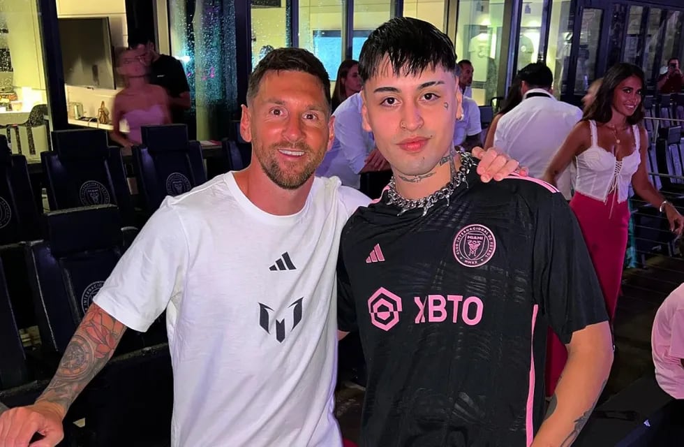 Tiago PZK y Messi