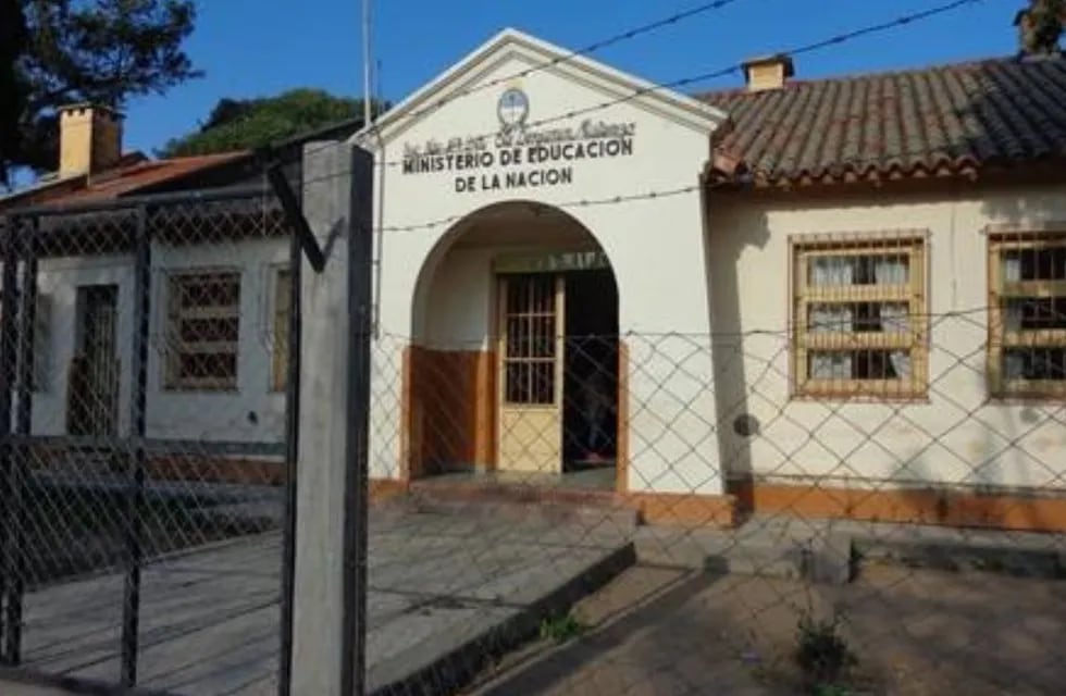 Una maestra se ausentó por dos años y siete meses en un colegio en Salta