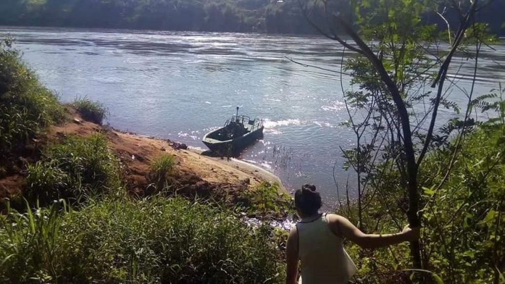 Encontraron el cuerpo del joven que desapareció tras arrojarse al Salto Mariposa de Iguazú. (Foto: Misiones Online)