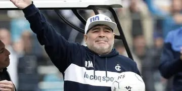 Un candidato a la Federación Española quiere a Maradona como seleccionador