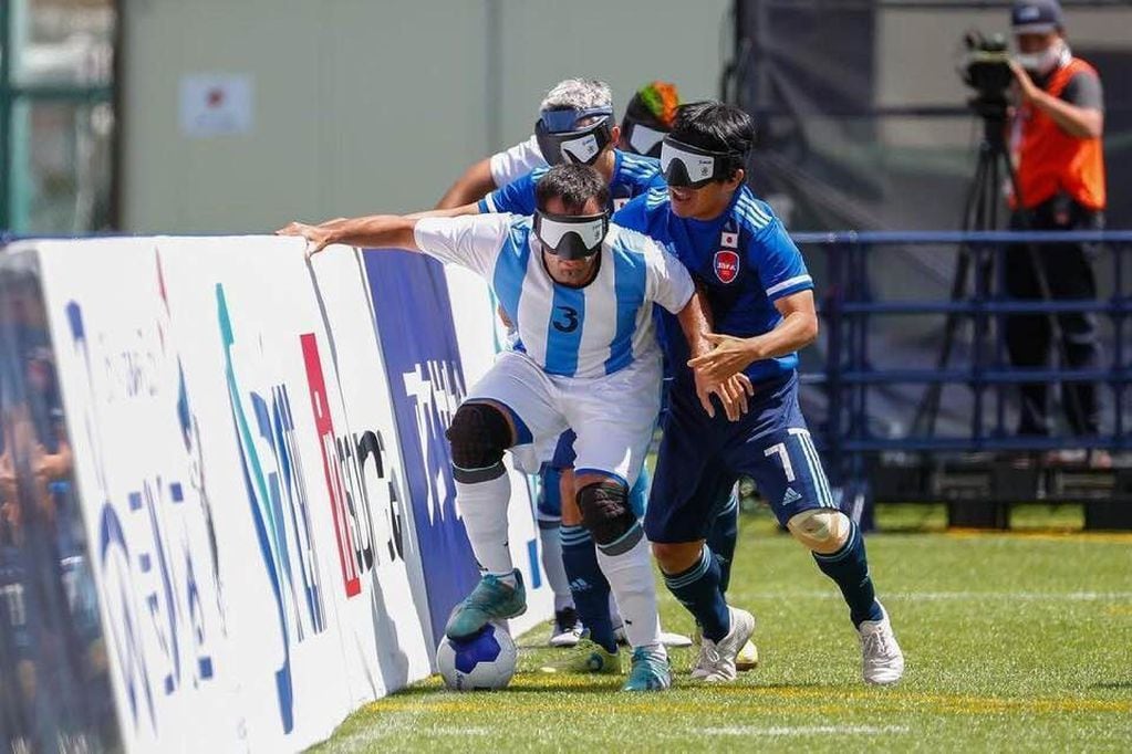 El mendocino Federico Accardi es uno de los puntales en la defensa de la Selección Argentina de fútbol para ciegos.