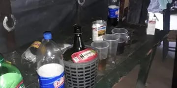 Secuestro de bebidas alcohólicas en una fiesta clandestina