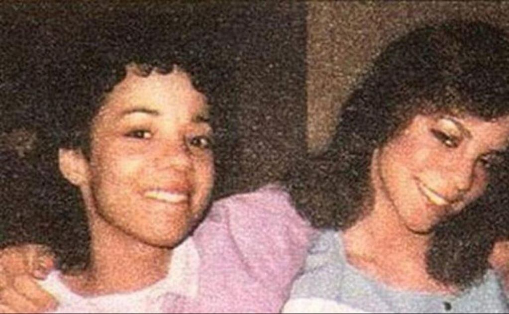 Mariah Carey junto a su hermana. (web)