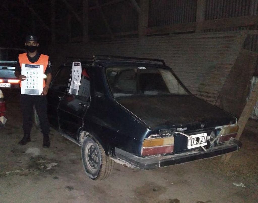 Auto secuestrado en operativos de control en Gonzales Chaves
