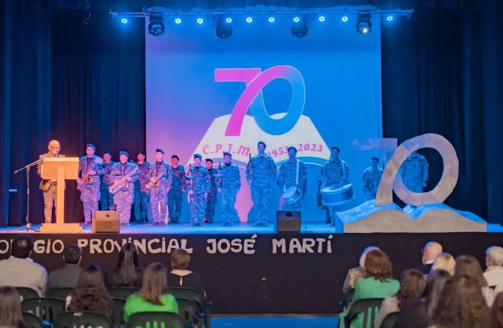 El Colegio Provincial José Martí festejó su 70º aniversario