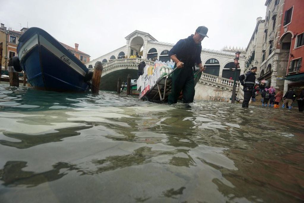 La situación en Venecia puede complicarse en los próximos días. (EFE)