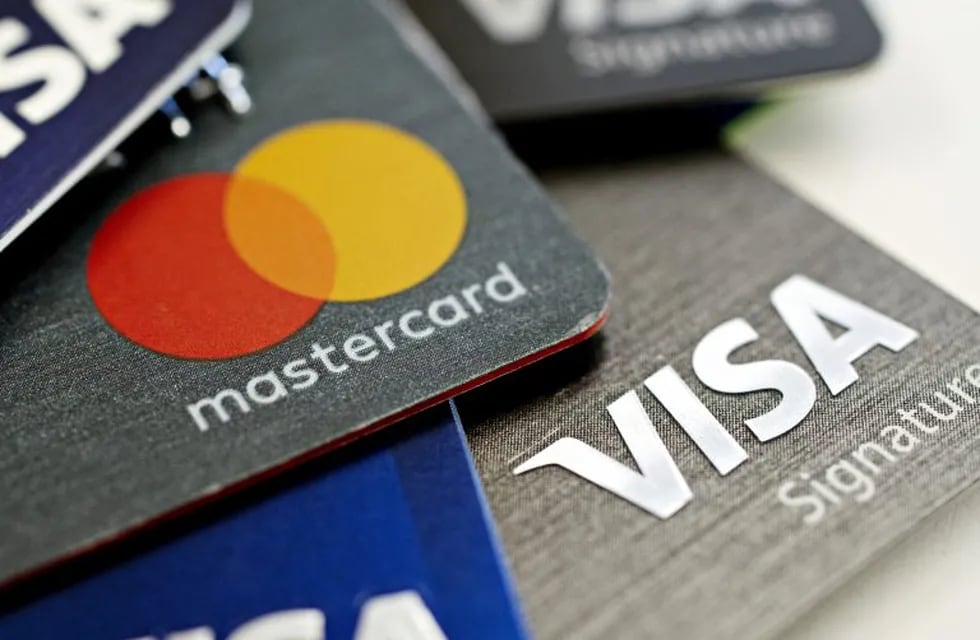 Detienen a clonadores de tarjetas de crédito con más de 30.000 pesos en Monserrat.