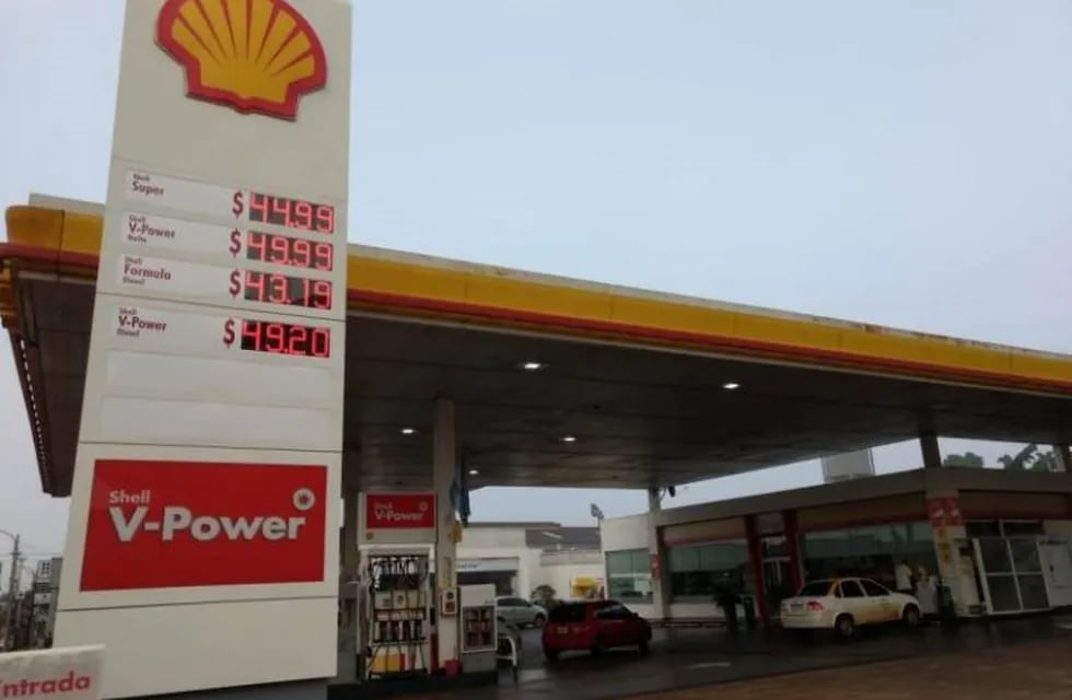 Shell aún no actualizó los precios, al igual que Oil. Las demás ya lo hicieron desde este lunes. (MisionesOnline)
