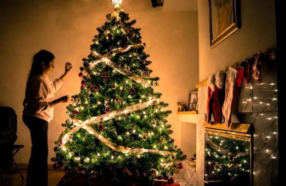 El método viral de TikTok para armar el árbol de Navidad.