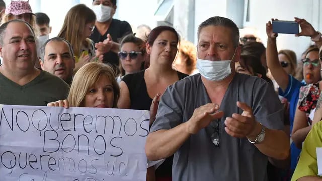En fotos: Manifestación de trabajadores del hospital de Río Cuarto