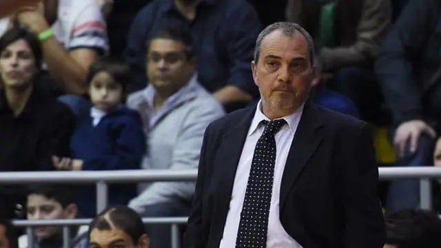 Álvaro Castiñeira fue presentado como nuevo entrenador de Atenas. (UcuWeb)