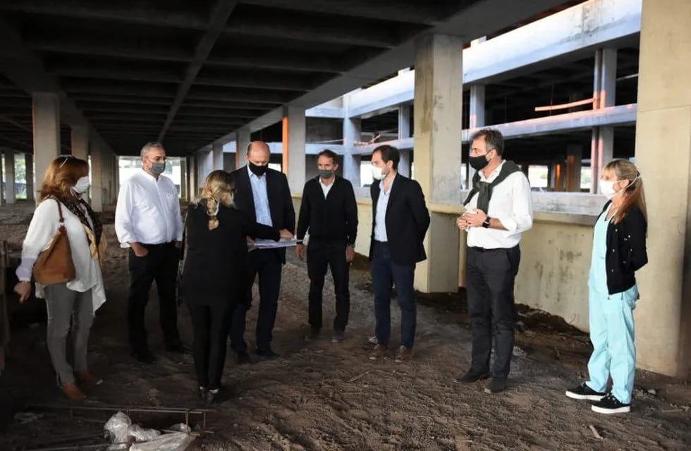 Perotti y Katopodis recorrieron la obra del nuevo Hospital de Rafaela