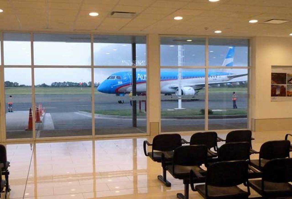 Aeropuerto "Brigadier Mayor César Raúl Ojeda", en San Luis.
