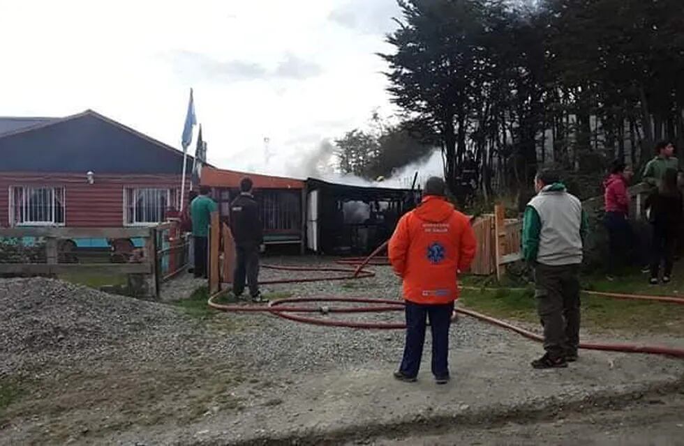 Incendio en Tolhuin  en las calles Livacic y Calafate