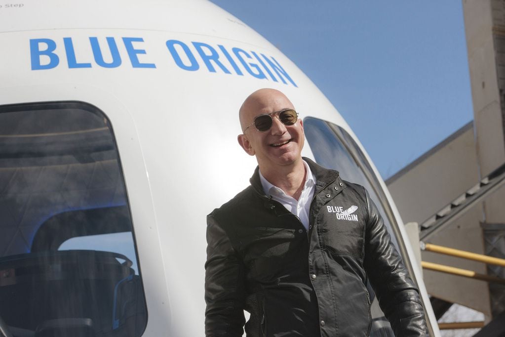 Blue Origin, compañía de viajes espaciales a la que se dedica actualmente Jeff Bezos