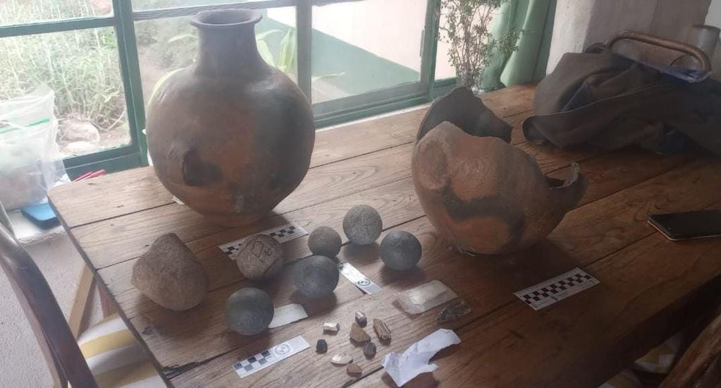 Material arqueológico secuestrado en Córdoba.