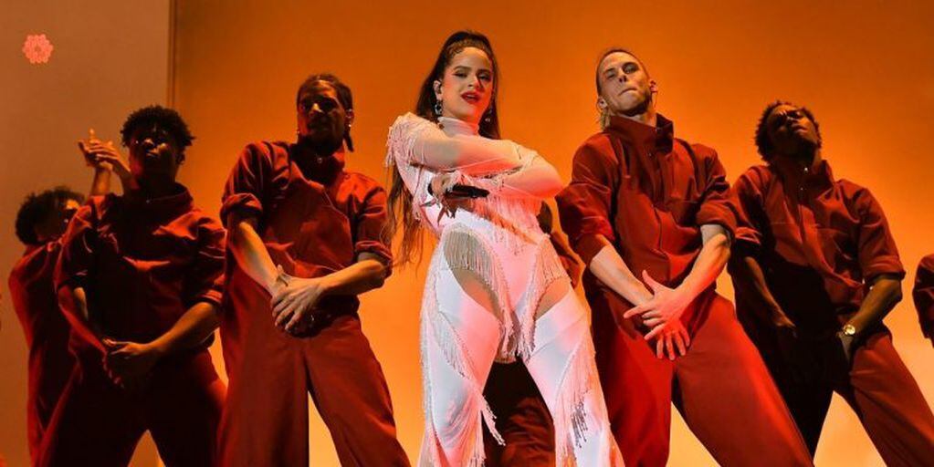 El momento en que se "juntó" Sumo con Rosalía en los Grammy 2020