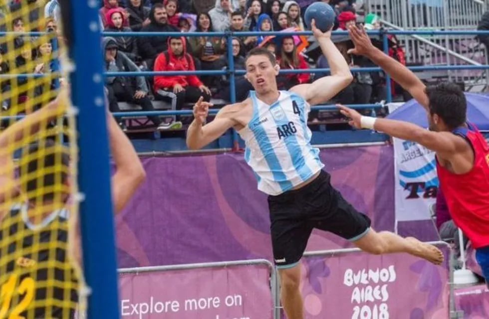 El seleccionado argentino de beach handball masculino clasificó a semifinales de los JJOO.