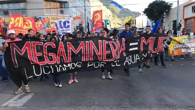 Protestas en Chubut contra la ley de zonificación minera