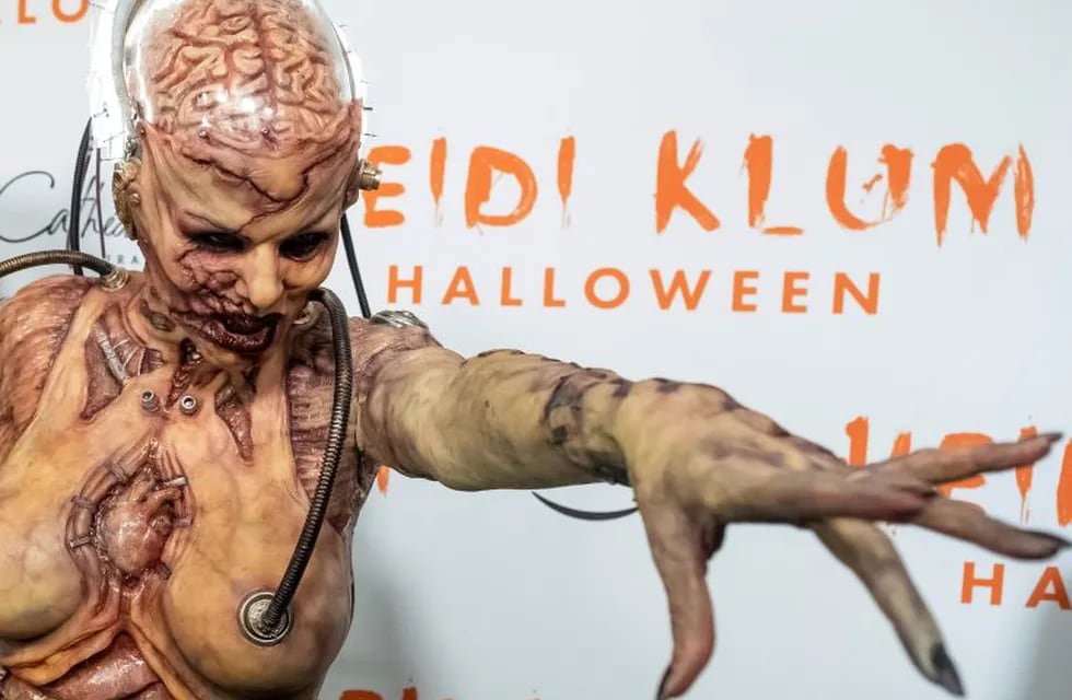 Heidi Klum con su increíble disfraz de alien