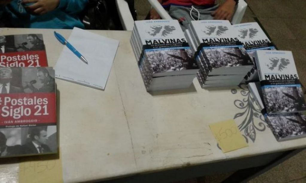Presentación del libro "Malvinas: Un pretexto para legitimar a un gobierno totalitario"