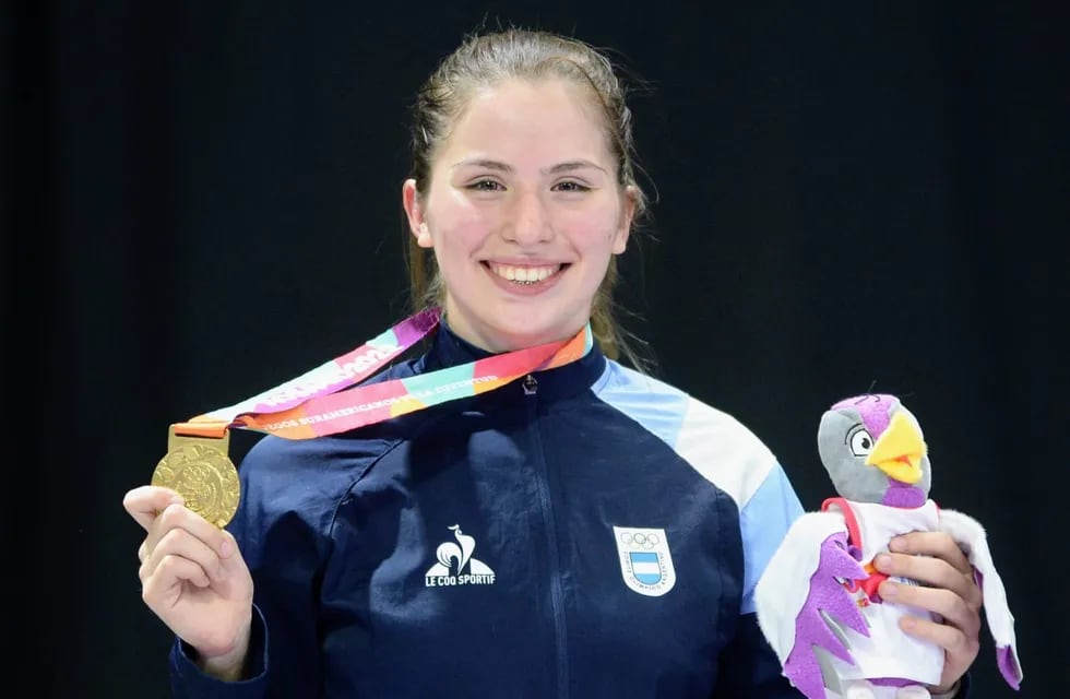 Evelin Díaz Biasizzo se quedó con la medalla dorada en karate en la categoría +59kg.