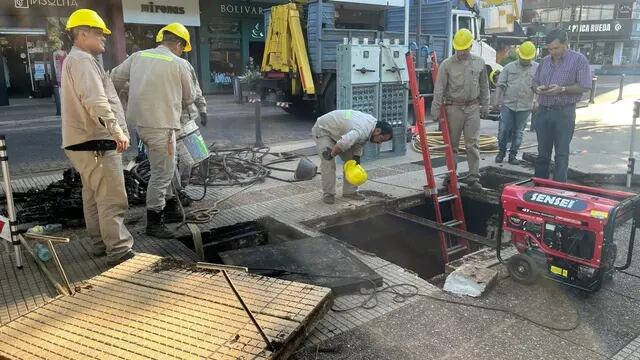 Se incendió un transformador en pleno centro de Posadas