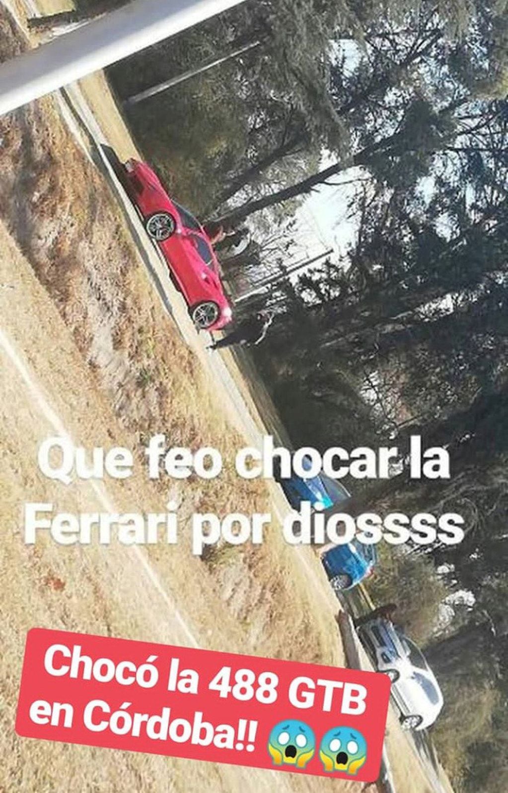 La Ferrari 488GT fue chocada de atrás en Córdoba por un Peugeot 3008.