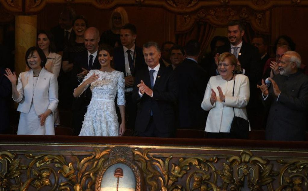 Mauricio Macri, emocionado, en la gala de cierre del G20, en el Teatro Colón (AFP)