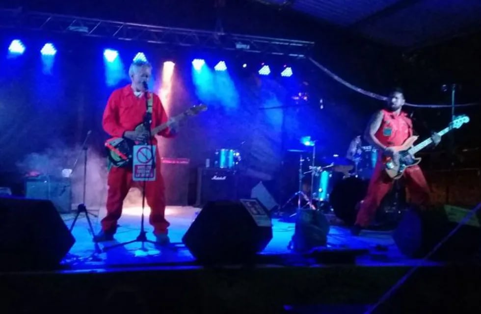 En Yacanto se realizó el segundo Festival de Rock con bandas locales y la presentación de Romapagana.