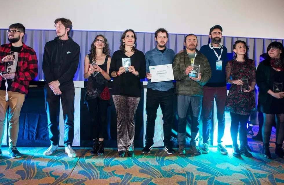 Los principales ganadores de la noche de premiación del octavo Festival Internacional "Cine de las Alturas" que finaliza este domingo en Jujuy.