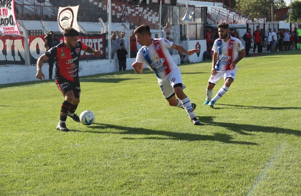 Sporting y Rosario igualaron en el clásico de Punta Alta.