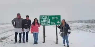 Docentes de Neuquén no pudieron llegar a las escuelas por una importante nevada.