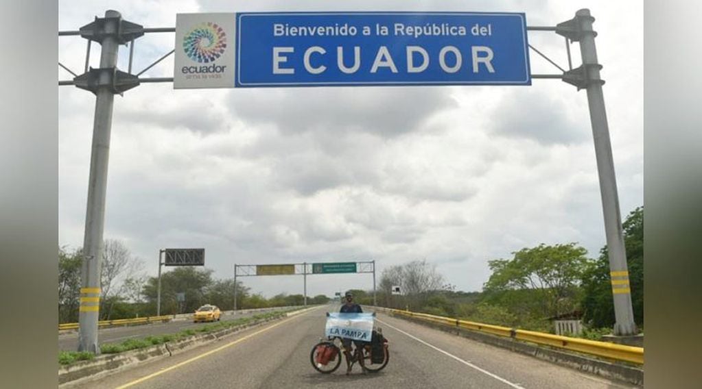 Al arribar a Ecuador (Facebook)