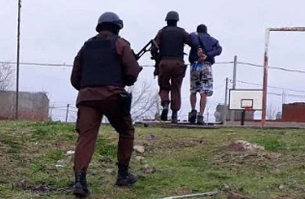 Detenido en Colón\nCrédito: Policía Colón
