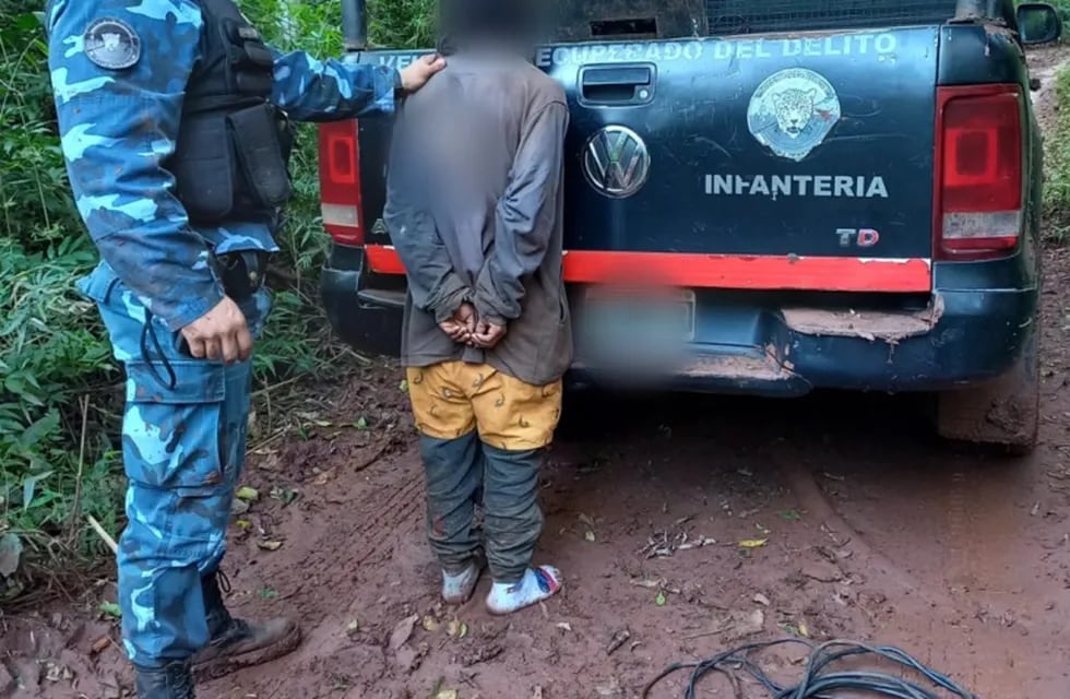 Detuvieron a un joven con elementos presuntamente robados en Puerto Iguazú.