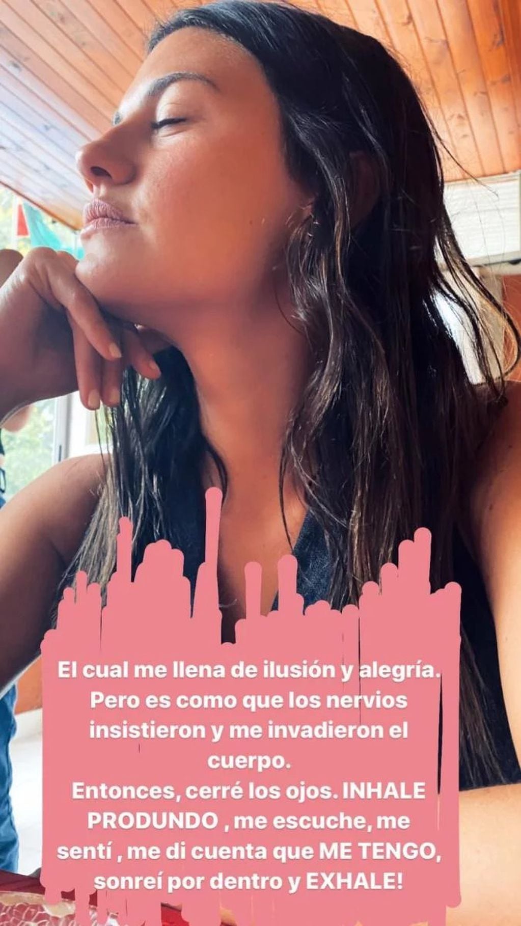 Sofía Jujuy Jiménez se mostró nerviosa y pensativa en las redes sociales y sus seguidores creyeron que estaba embarazada (Foto: Instagram/ @sofijuok)