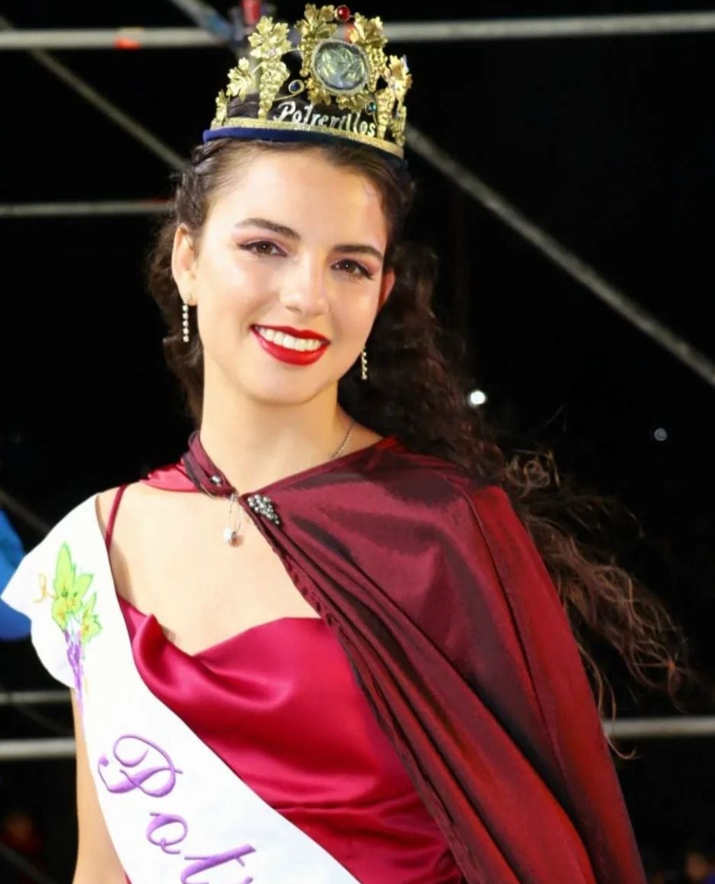 Zoe Antonella Rubilar, reina del distrito de Potrerillos.