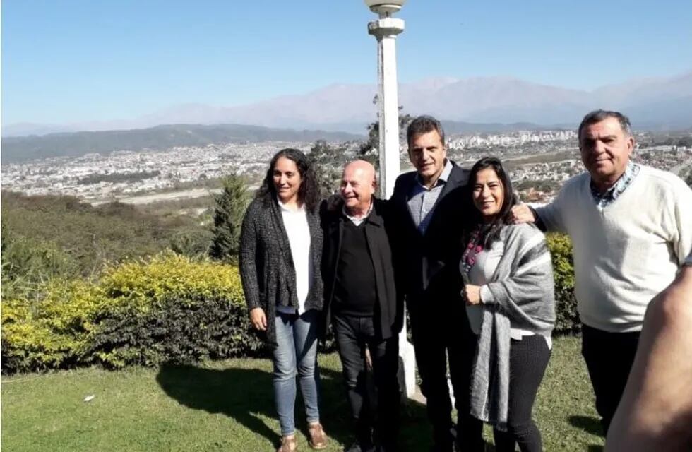 Sergio Massa con los candidatos del Frente de Todos en Jujuy