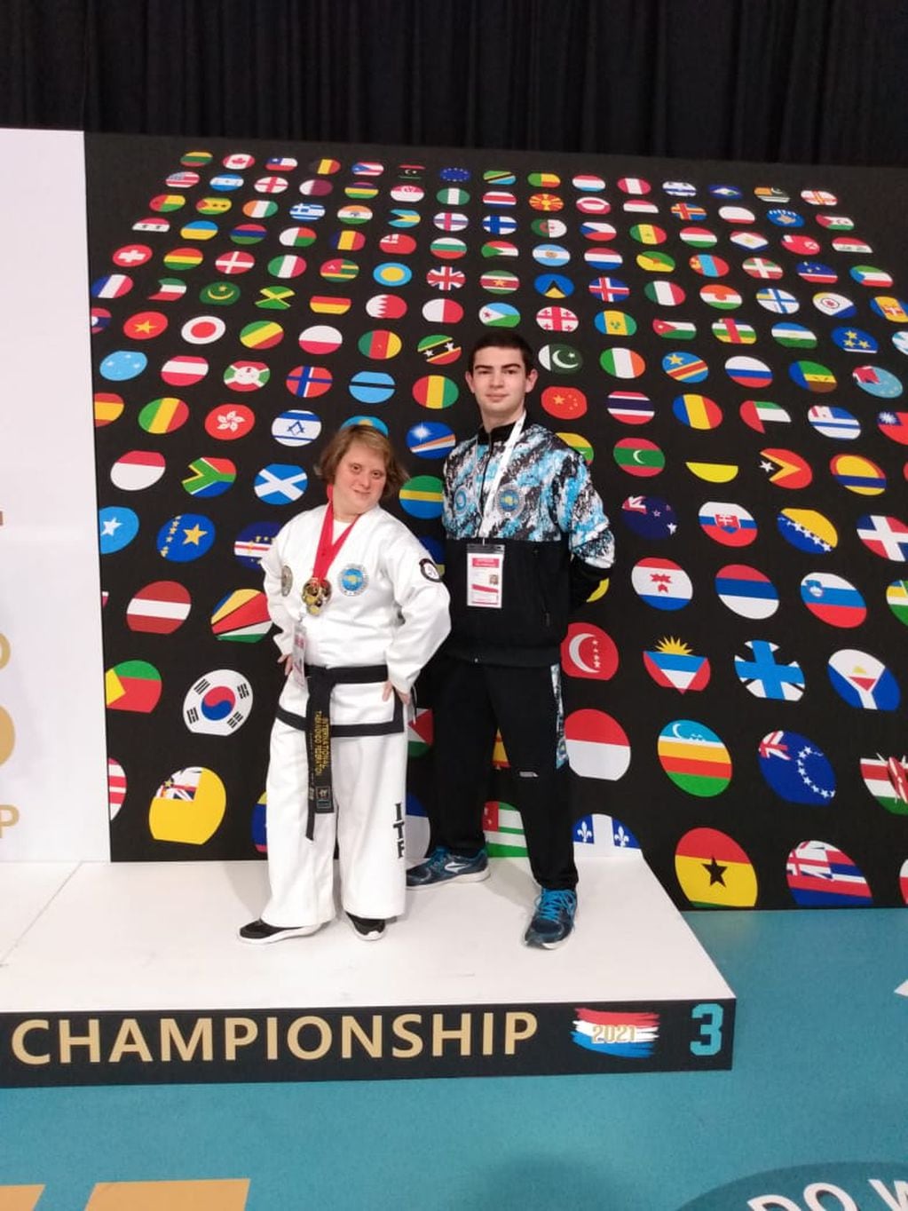 Lourdes Suriano la rompió en el Mundial de Taekwondo en Ámsterdam.