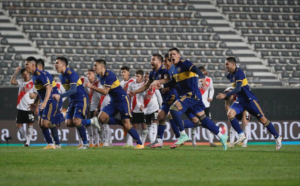 Boca eliminó a River de la Copa Argentina por penales.