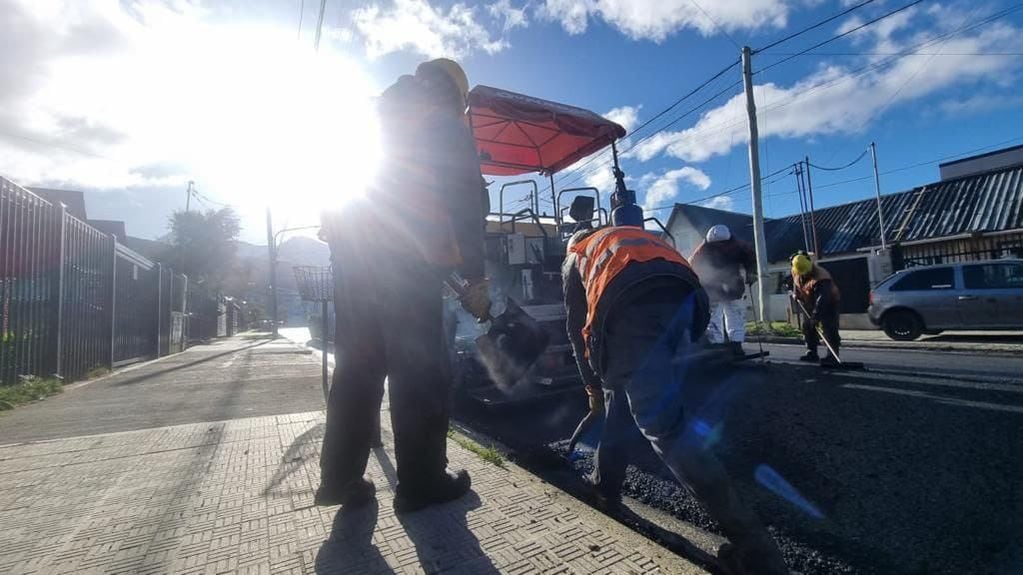 Ushuaia: pavimentaron la calle Del Cielo