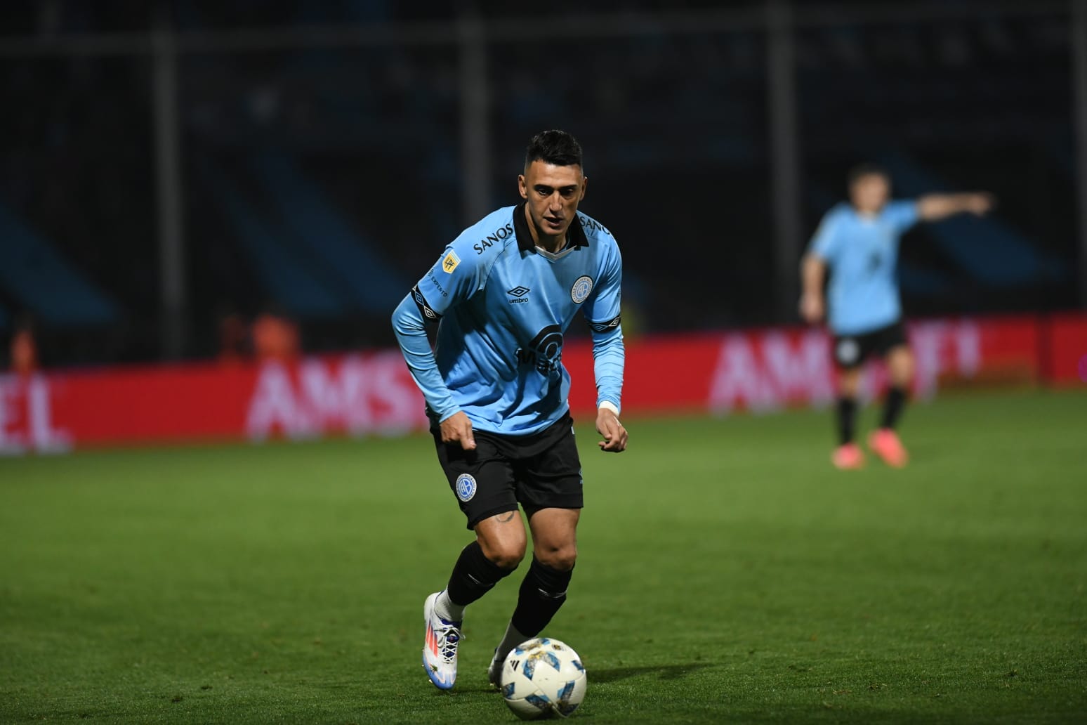 Matías Suárez en el empate de Belgrano ante Unión en el Gigante de Alberdi. (Facundo Luque / La Voz)