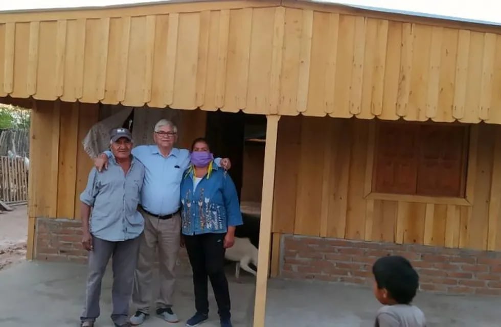 Salteño donó casa para una familia wichí (Mensaje Directo Noticias)
