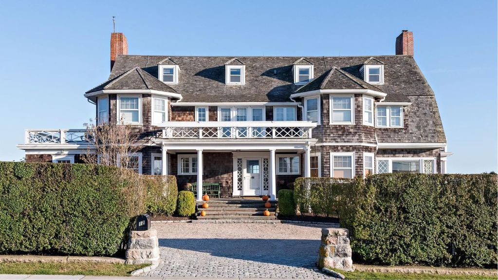 La mansión de Taylor Swift en Westerly, Rhode Island. En esta propiedad se realizaban las icónicas fiestas de la cantante por el 4 de julio. Fuente: The Providence Journal.